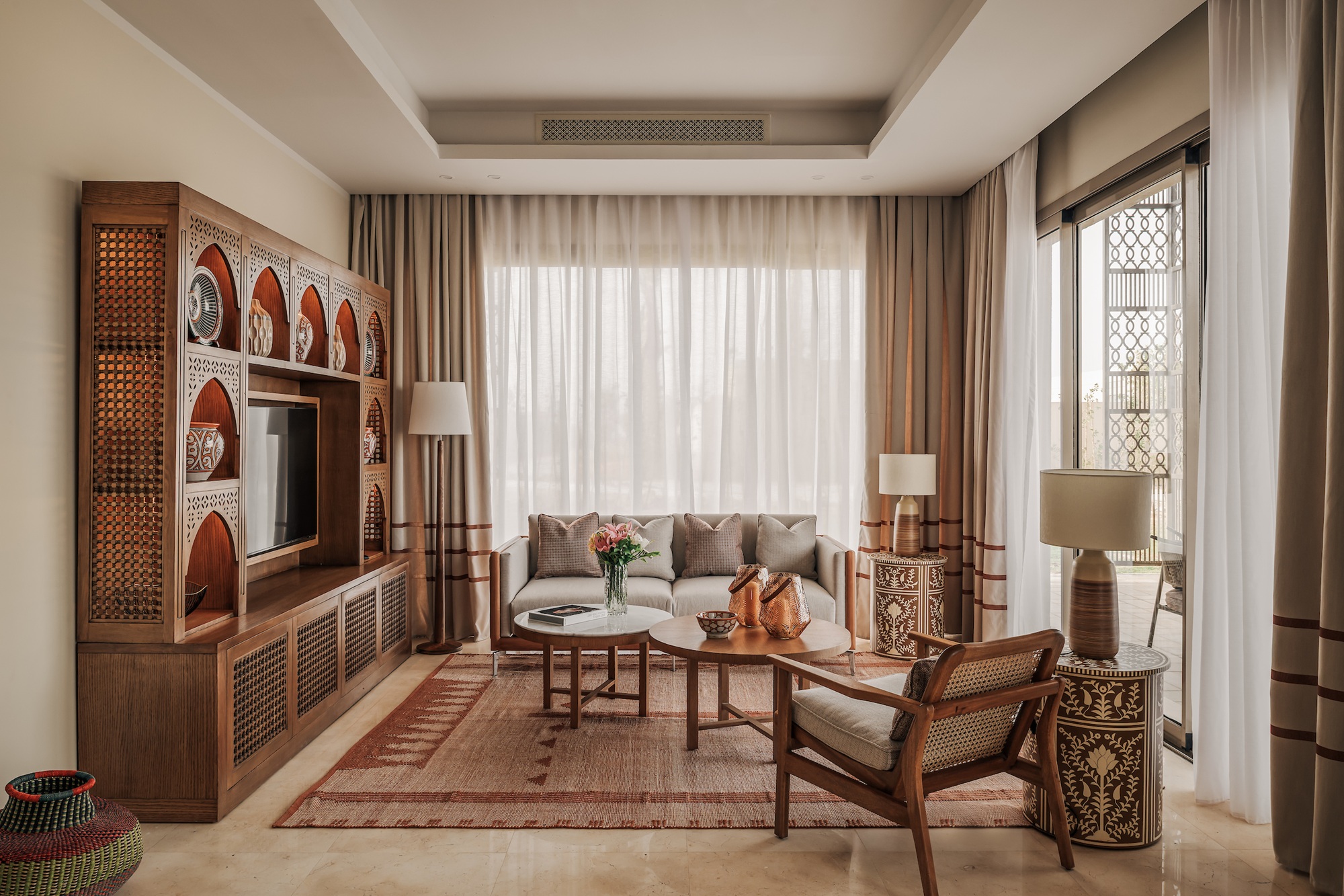 Almaza One Bedroom Suite, King Bed, Sea View