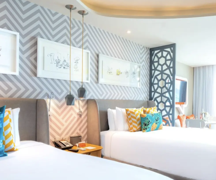 PENTHOUSE SWIM-UP OCEANFRONT KING SUITE