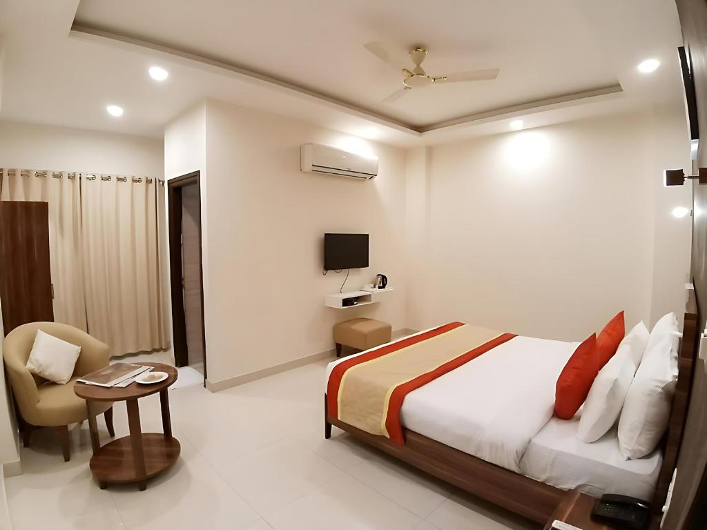 Cosmos Raj Plaza Jaipur, Jaipur