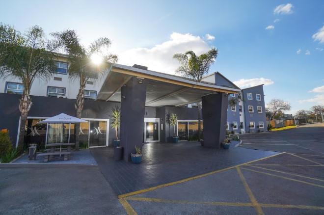 Inani Hotel Gallagher	