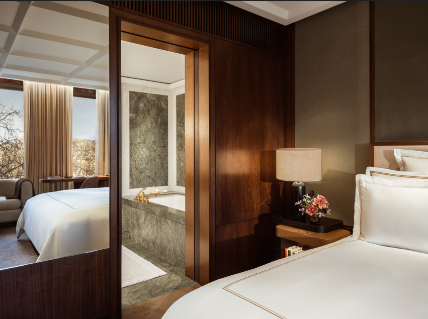 Mayfair Junior Suite King