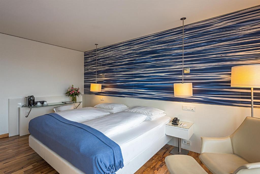 Premium Panoramic Balcony DOUBLE