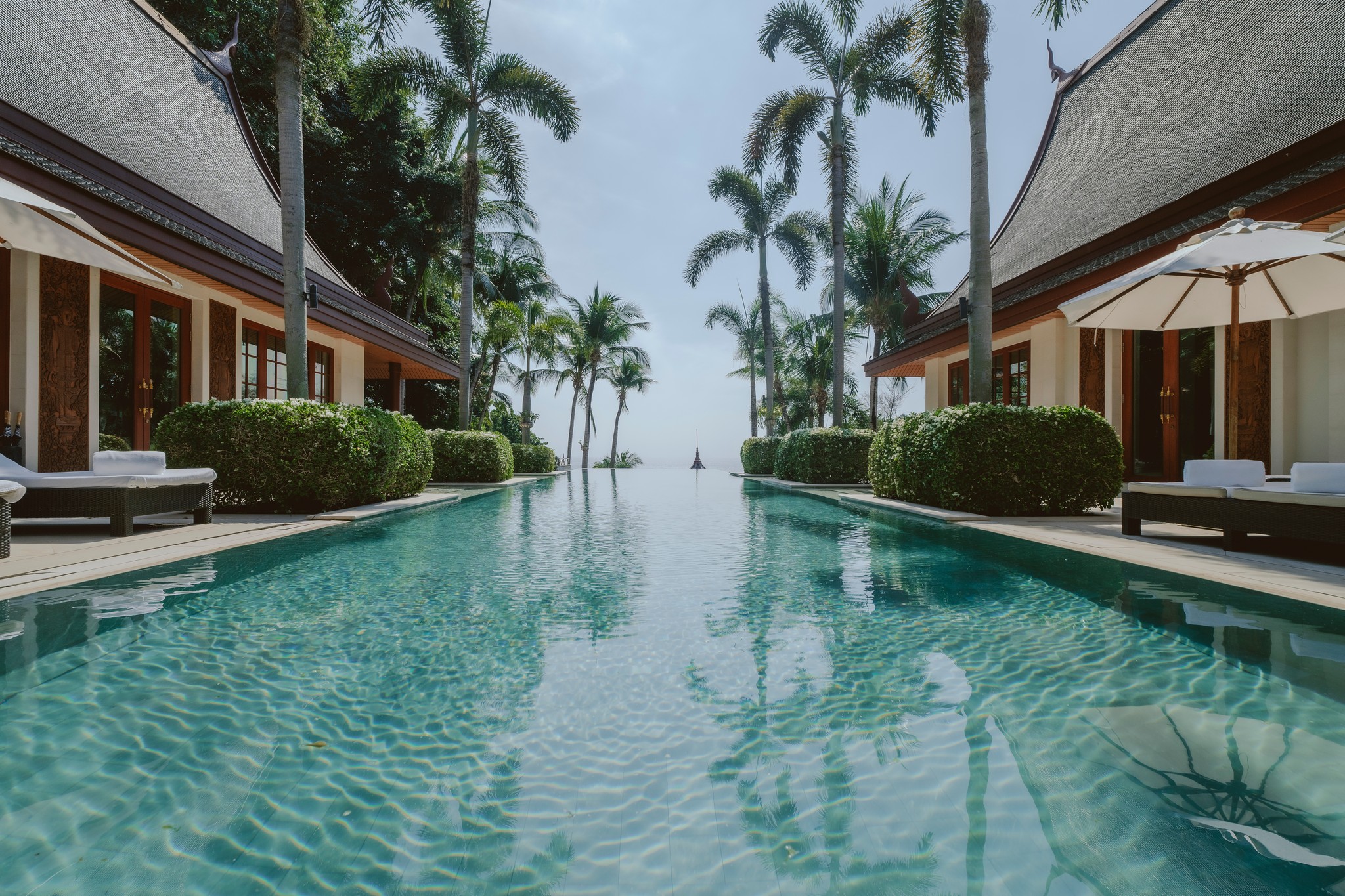 5 Bedroom Ocean Front Residence (RV04)	