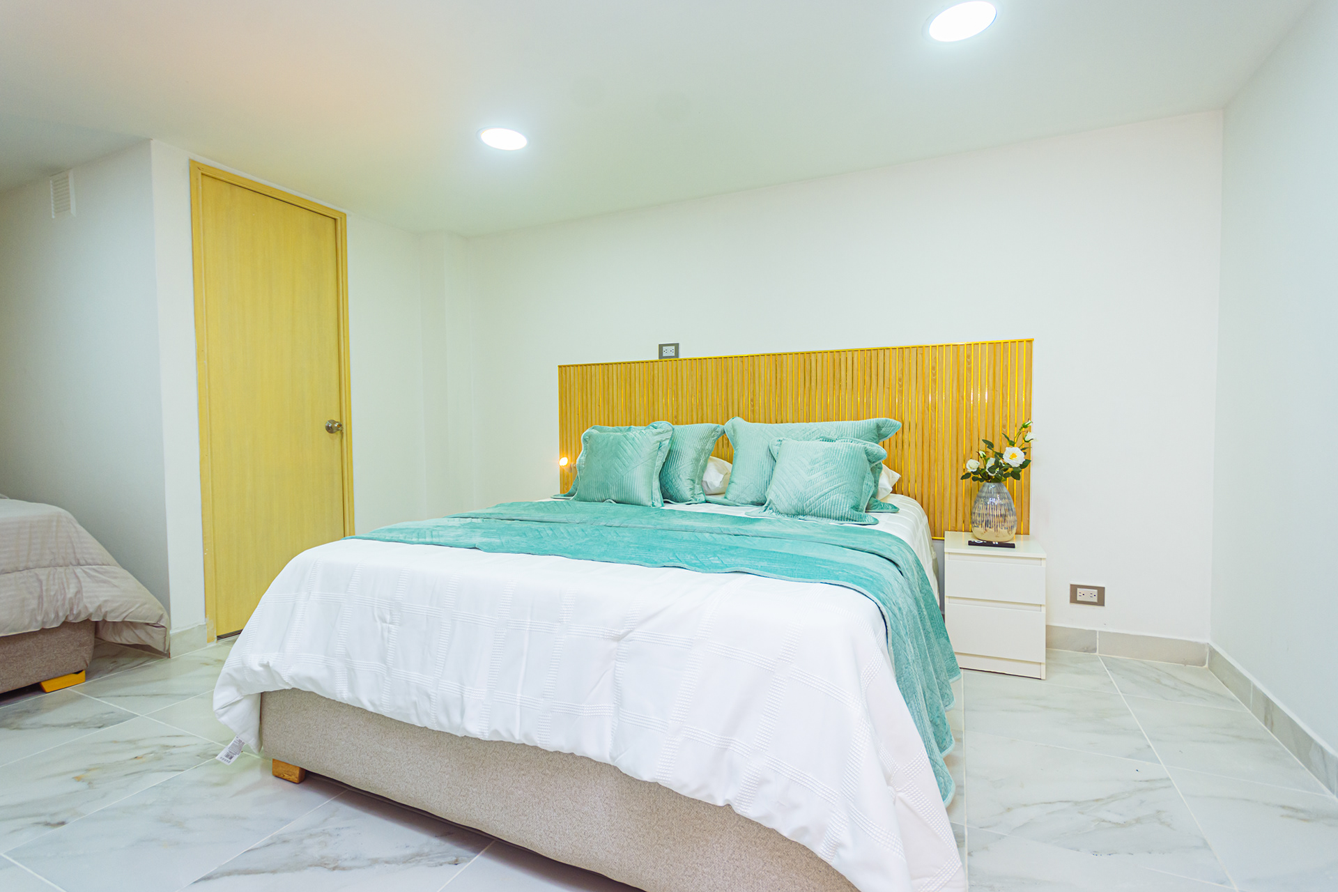 Aparta Estudio Triple