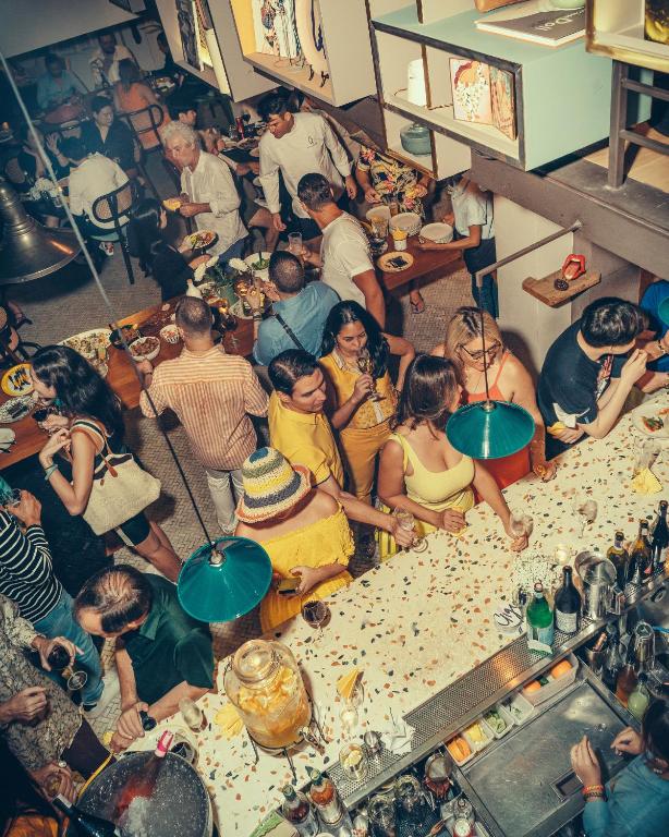 Sachas Hotel UNO and Uno Express