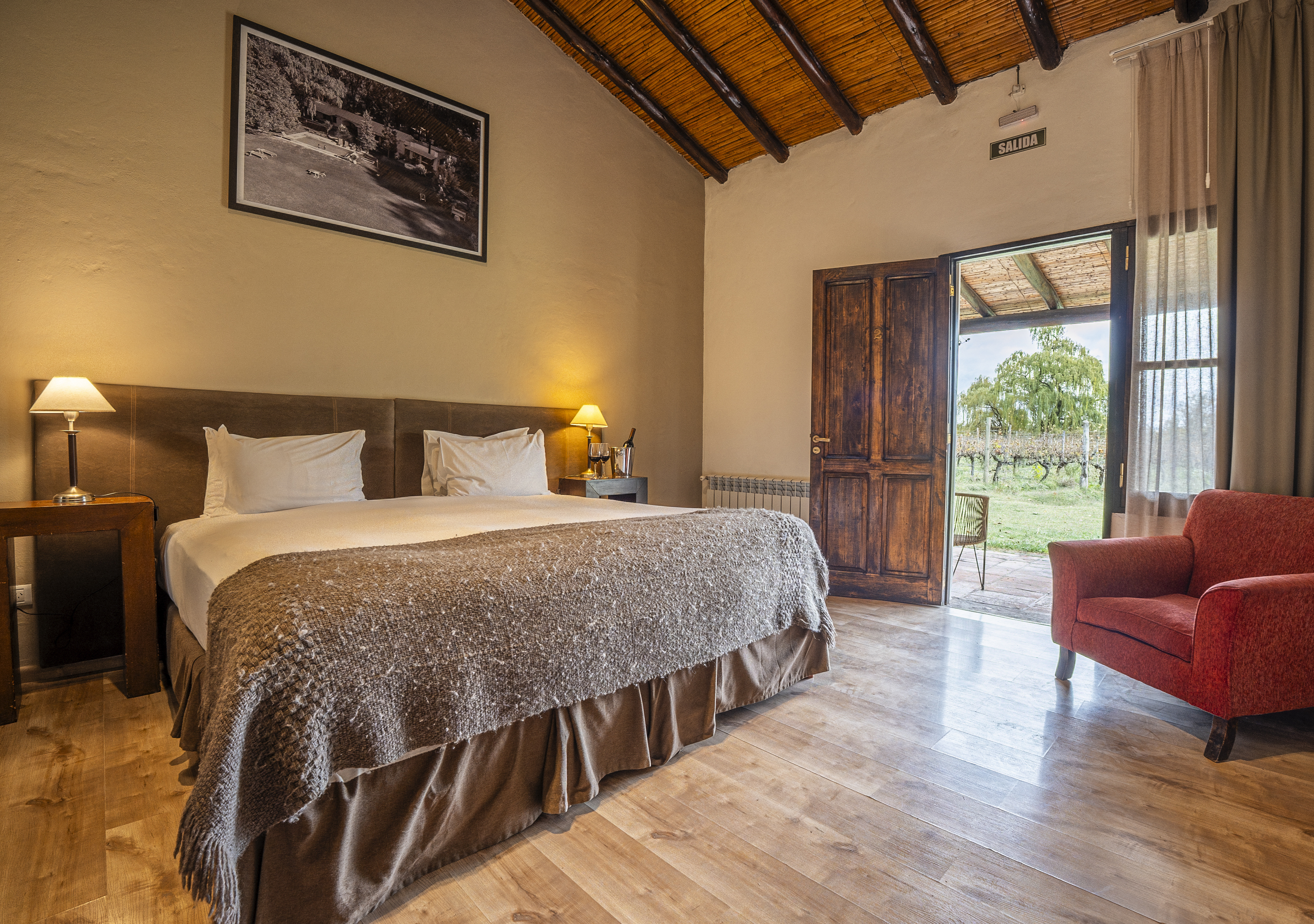 Postales Finca & Bodega by DOT Boutique — foto 5