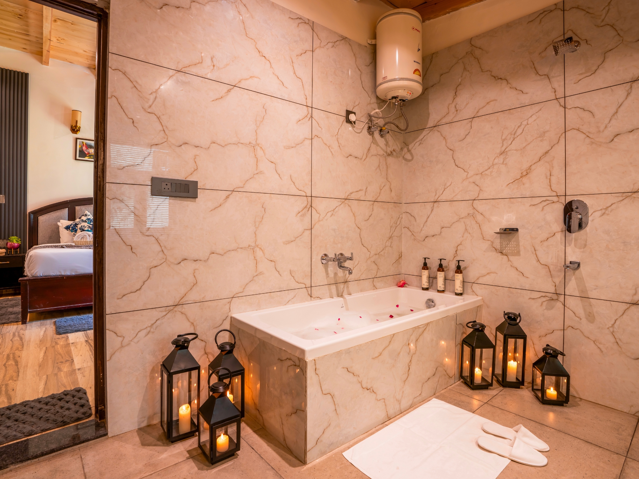 Suite with Lake View