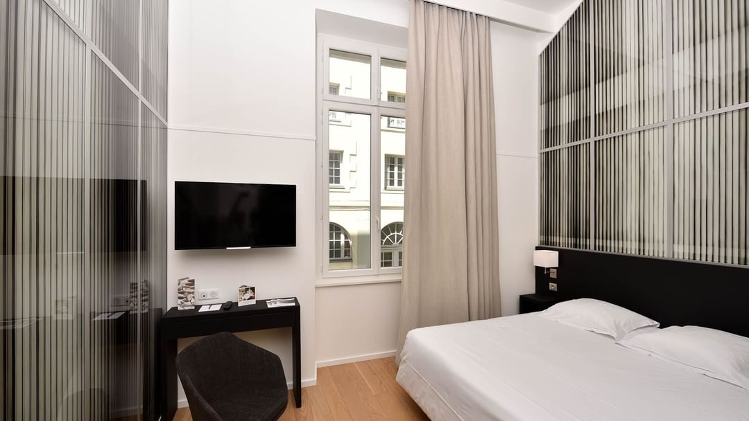 Room 107 by the artist Justin Weiler 