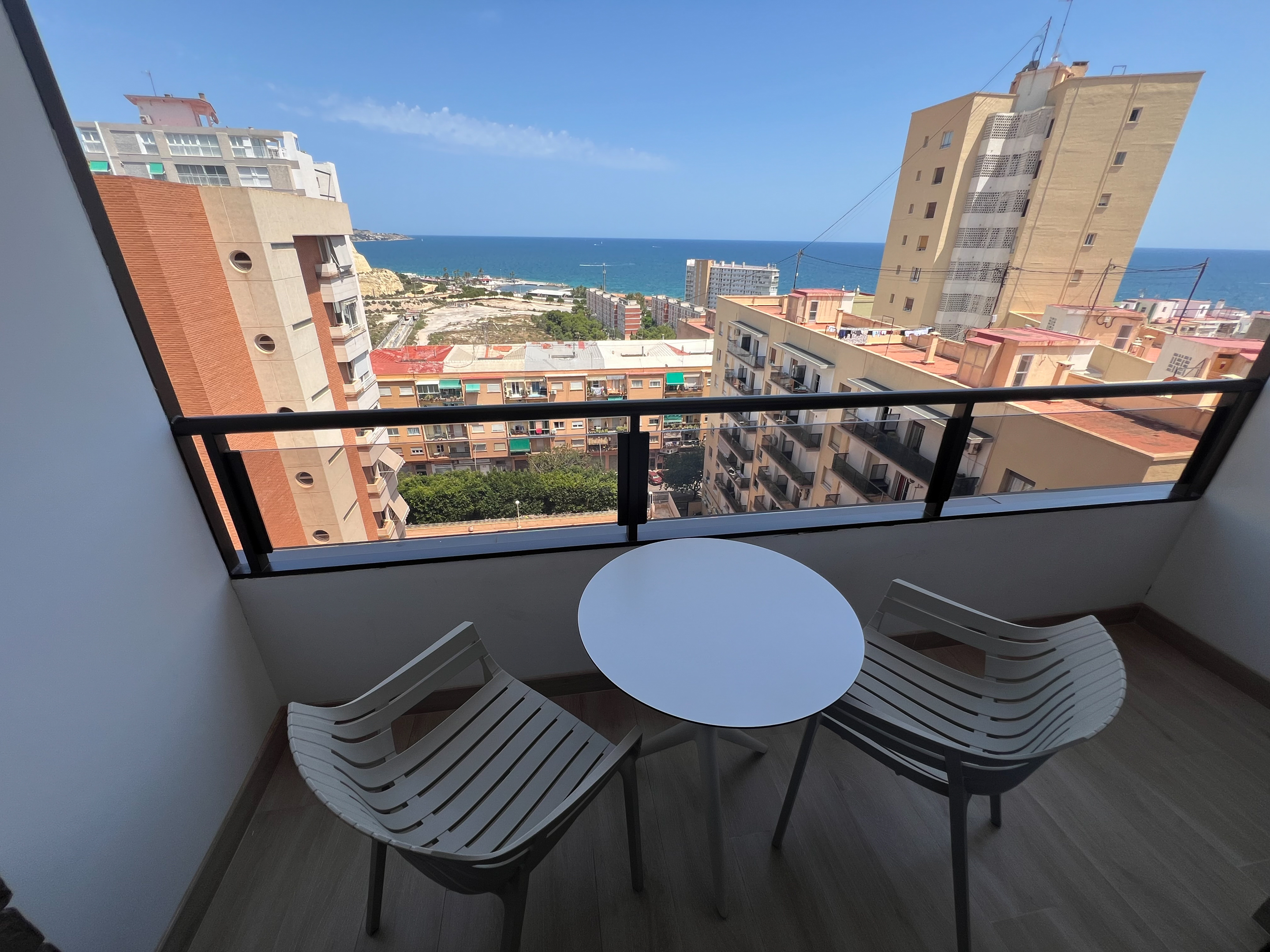 Superior Double or Twin Room with City View 1AD