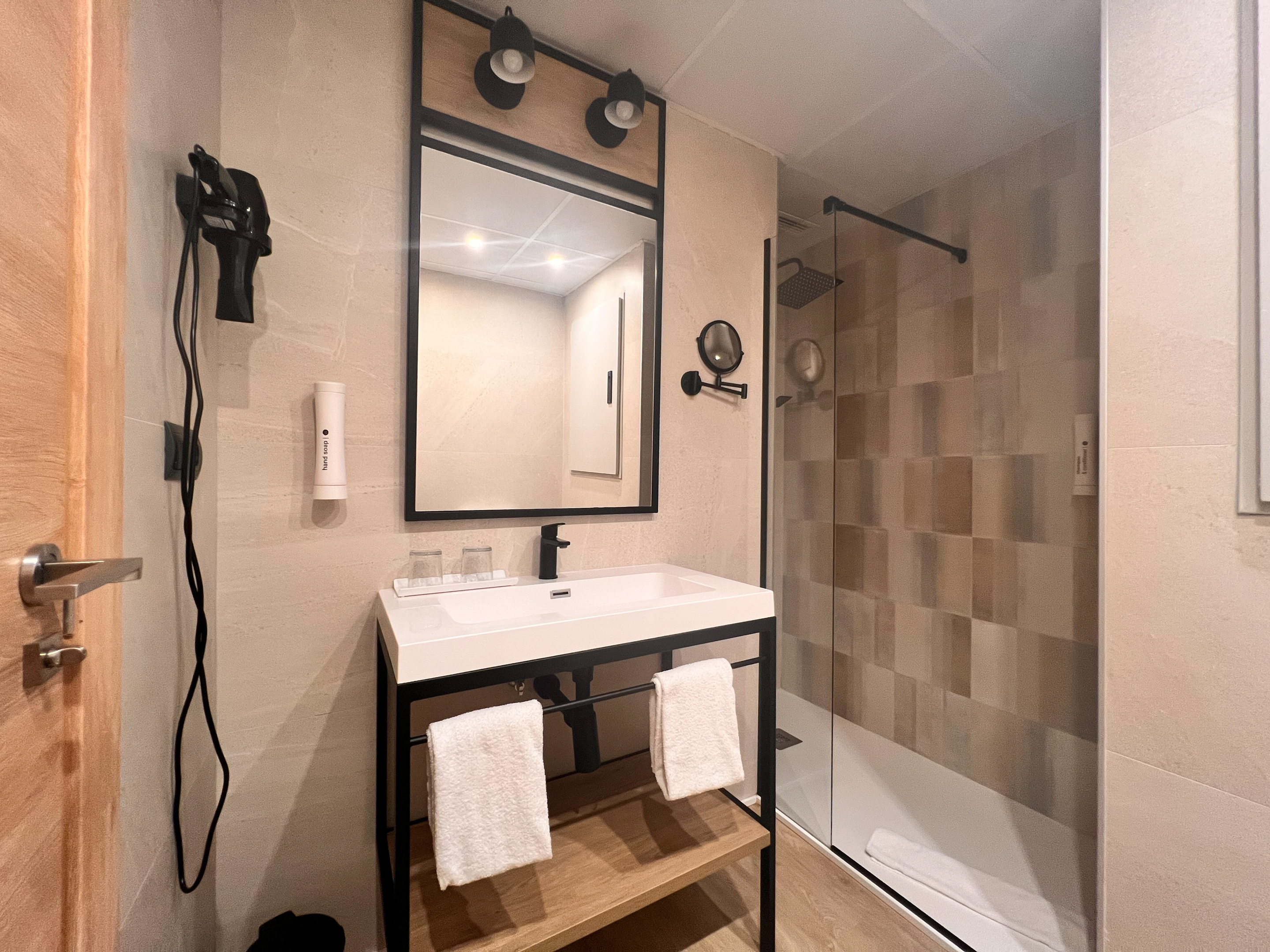 Premium Double or Twin Room 1AD