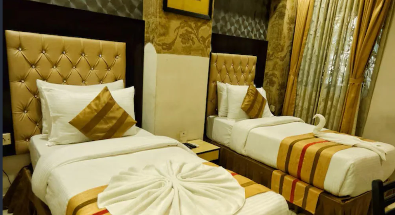 HOTEL HOUSEZ43, Kolkata