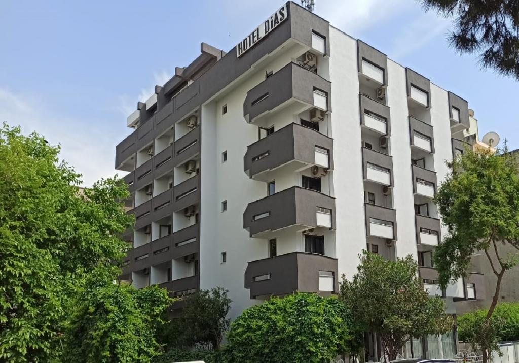 Dias Hotel