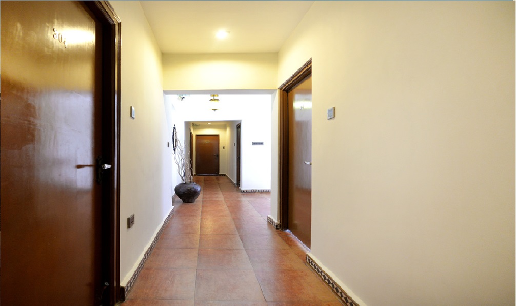 Hotel Transit, Hyderabad