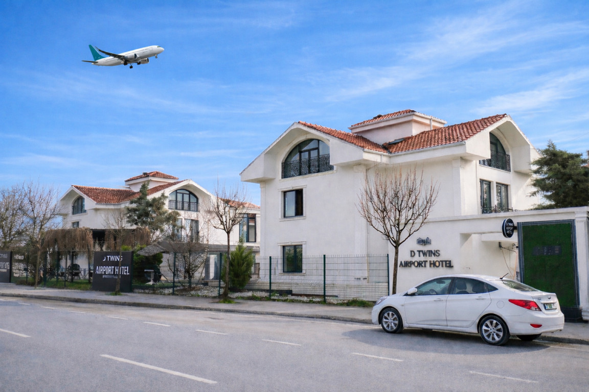 D Twins Airport Hotel