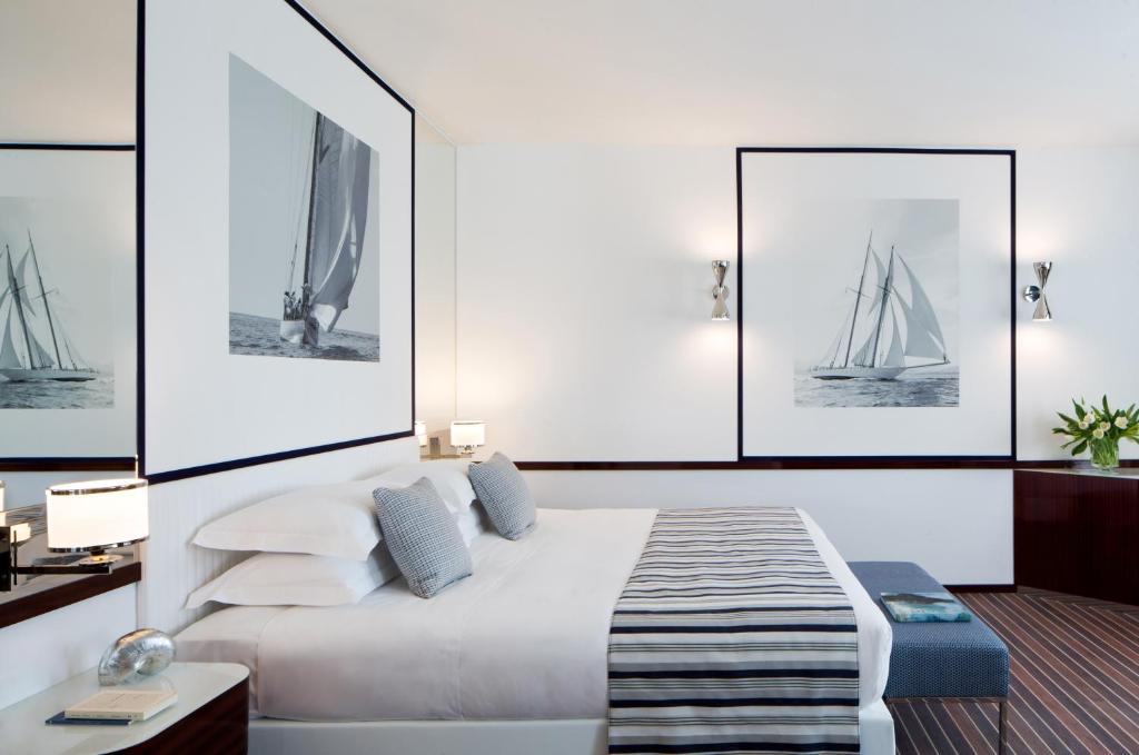 Family Room (2 Adults + 2 Children)