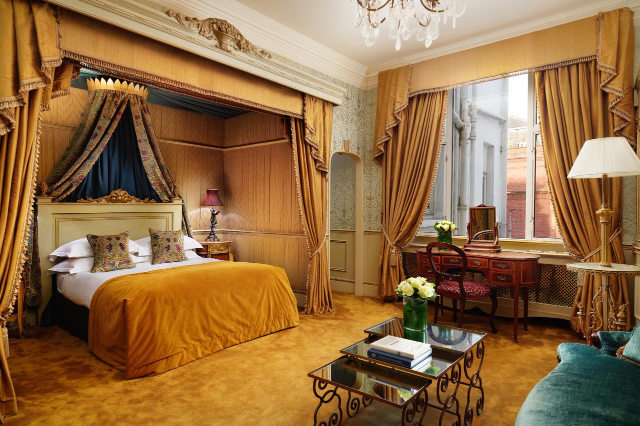 The Gore Hotel – Starhotels Collezione London 