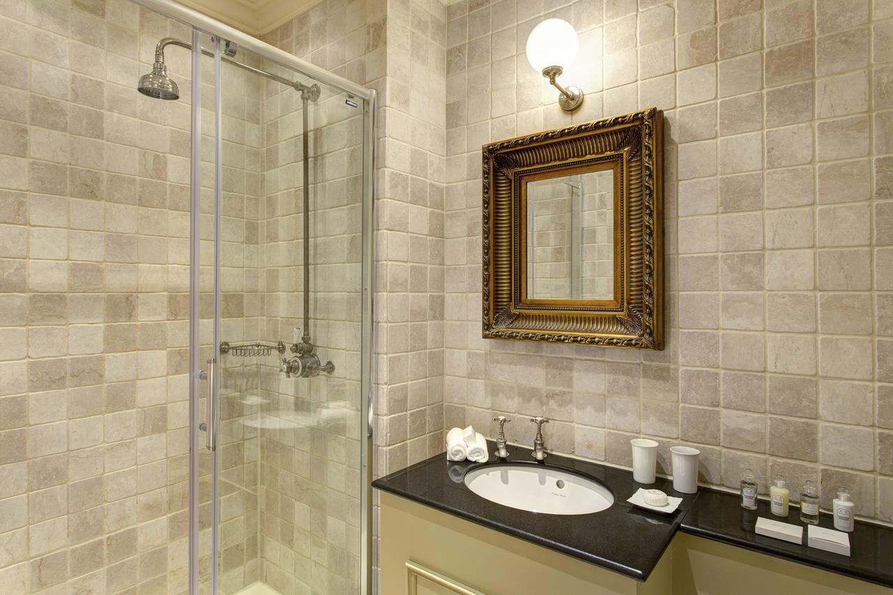 The Gore Hotel – Starhotels Collezione London 