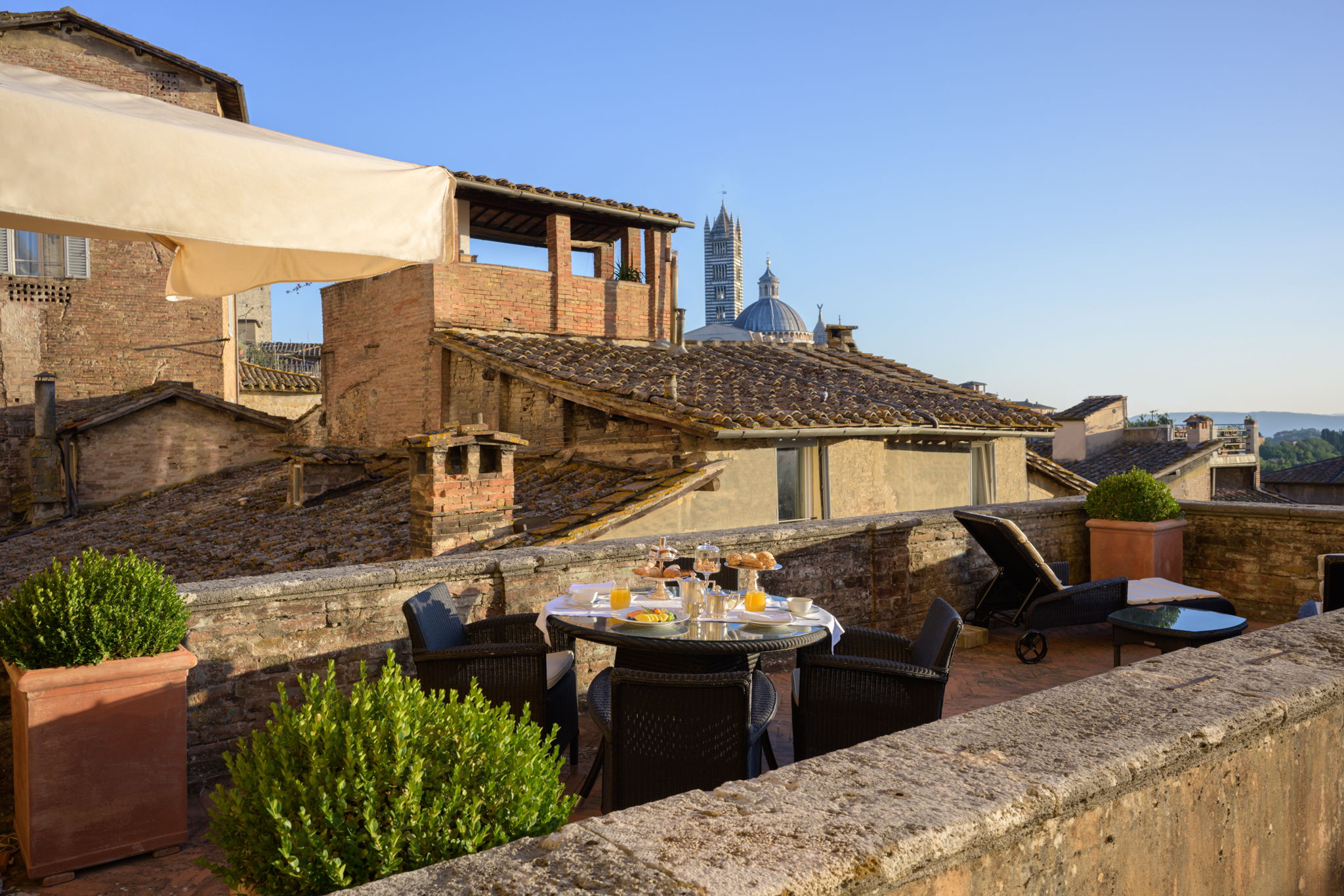 Deluxe Double or Twin Room with Terrace @ Grand Hotel Continental Siena   Starhotels Collezione