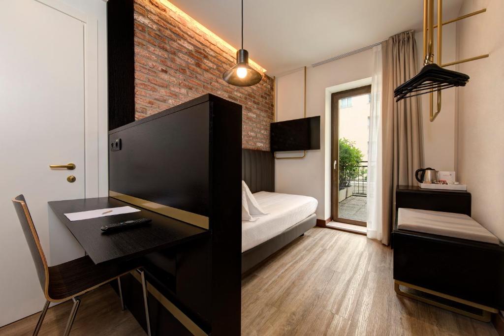 Superior Single Room