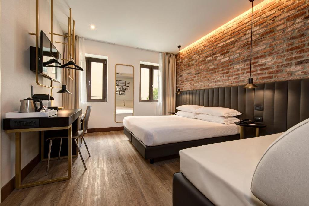 Superior Triple Room
