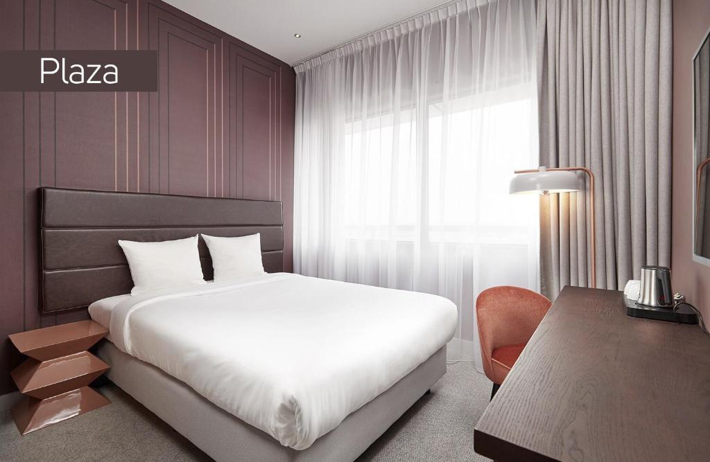 Plaza Double Room