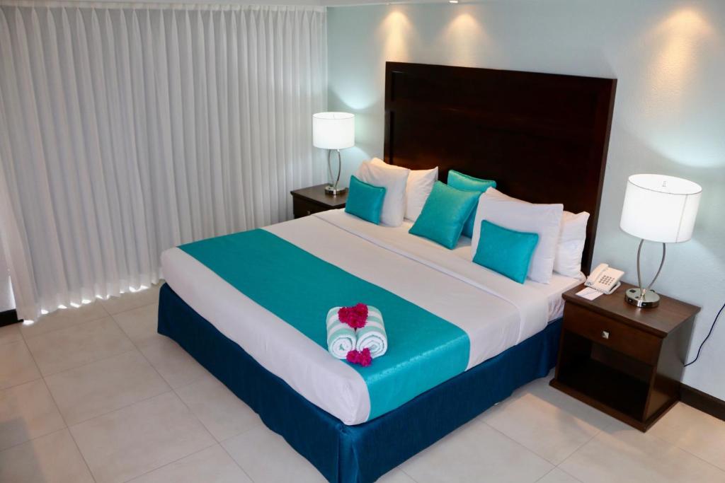 Two-Bedroom Suite