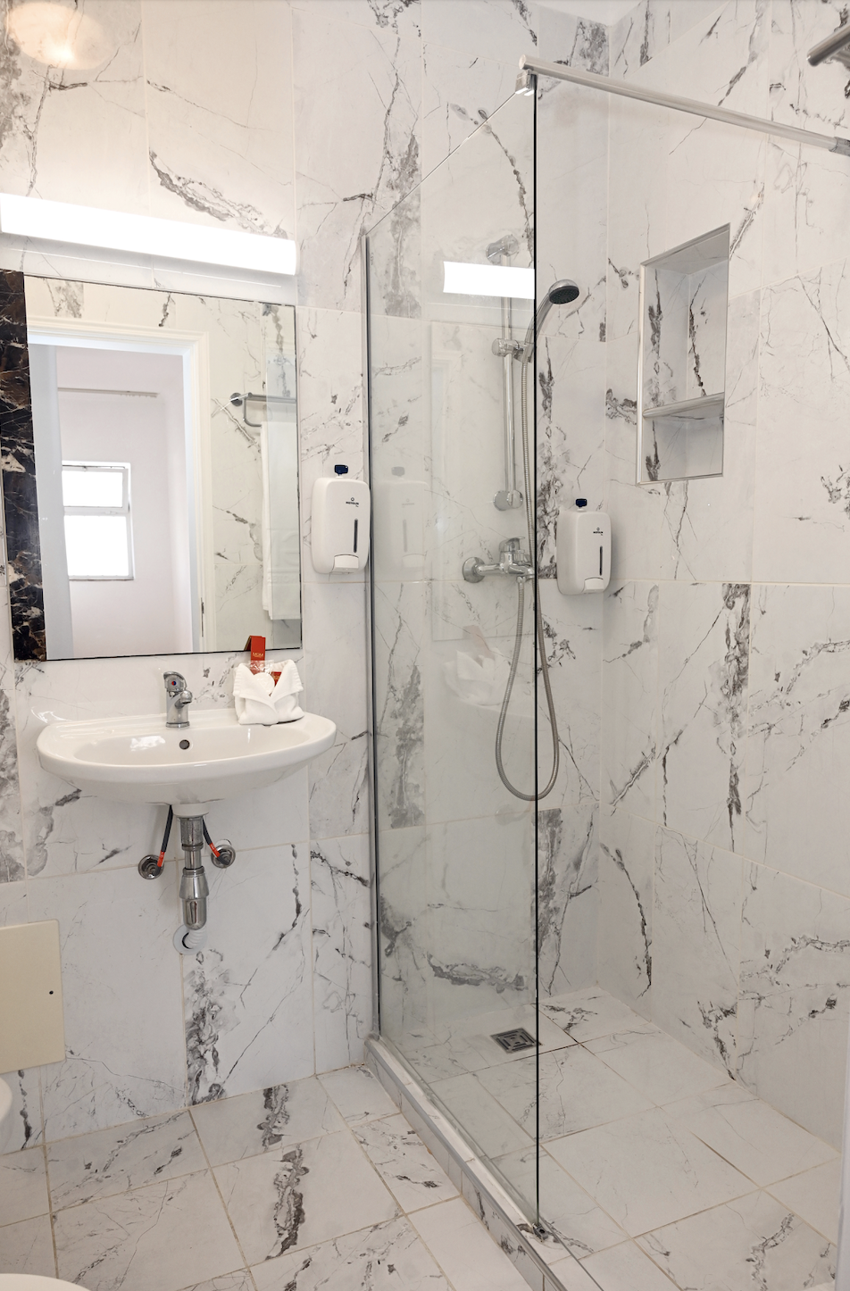 Sunflower Terrace One bedroom apartment (4 pax)