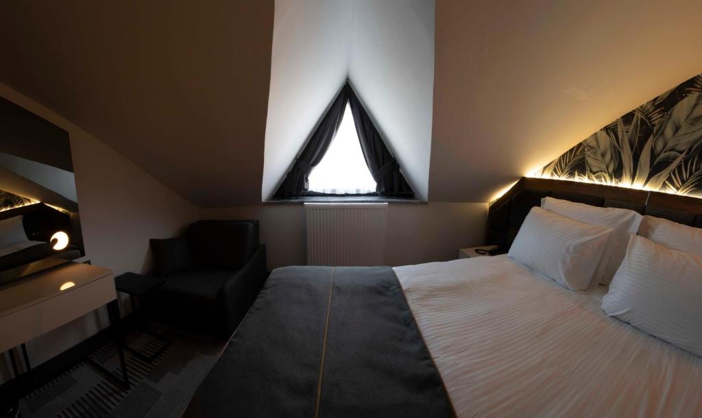 Romantic Deluxe Room