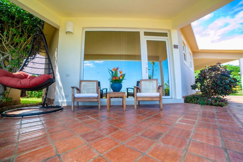Garden View Room