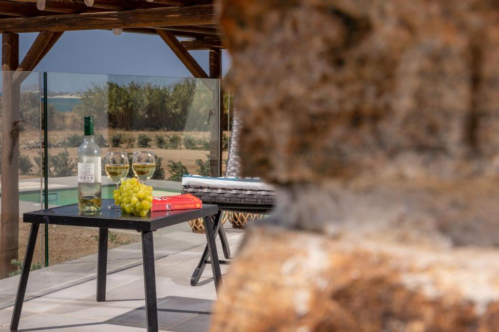 Luxury Private Villa with Pool & Sea View