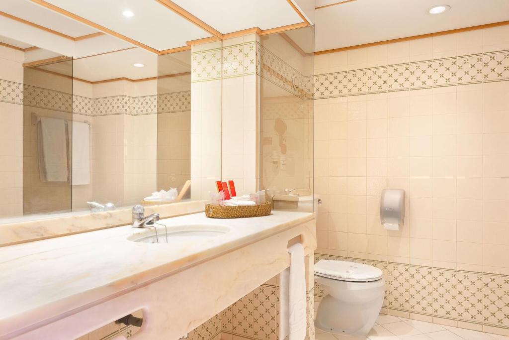 Superior One Bedroom Apartment – 4 Adults