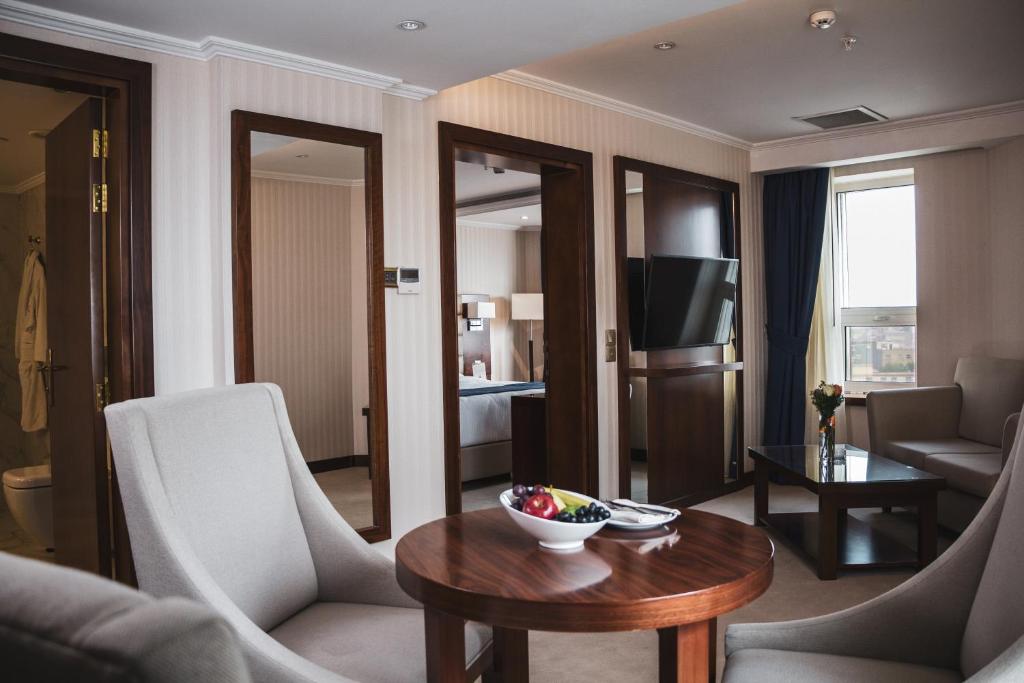 Business Suite