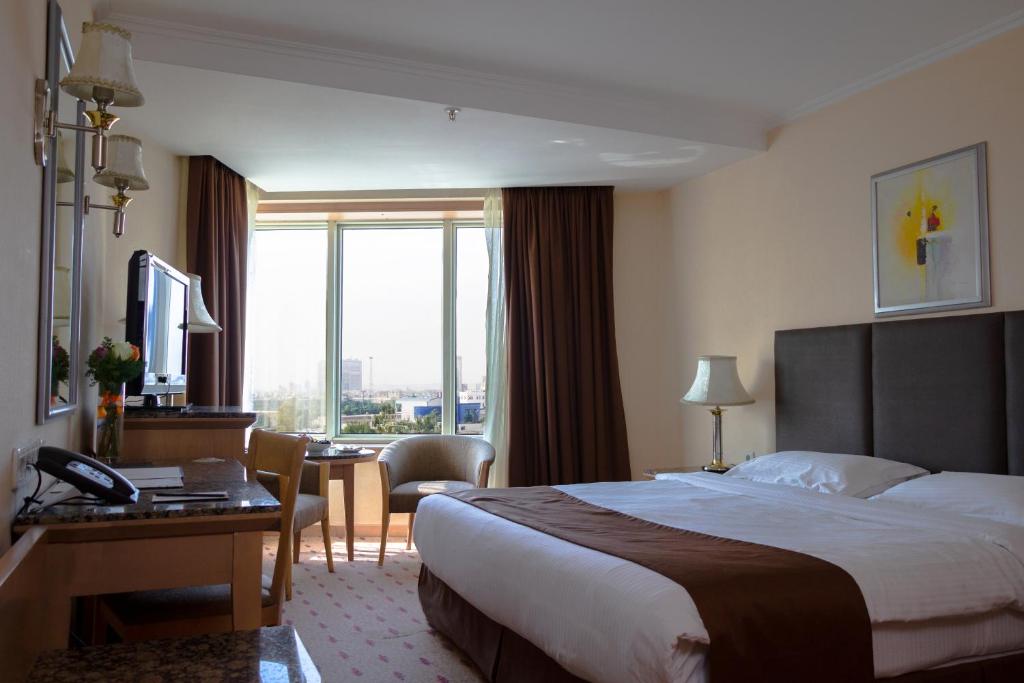 Standard King Room