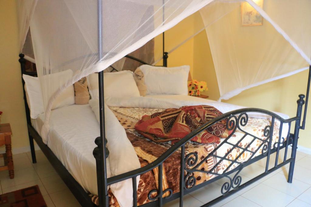 Deluxe Superior Room