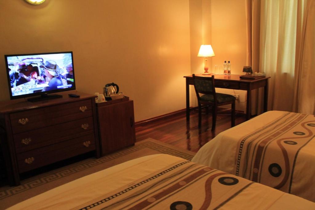 Deluxe Room - 1