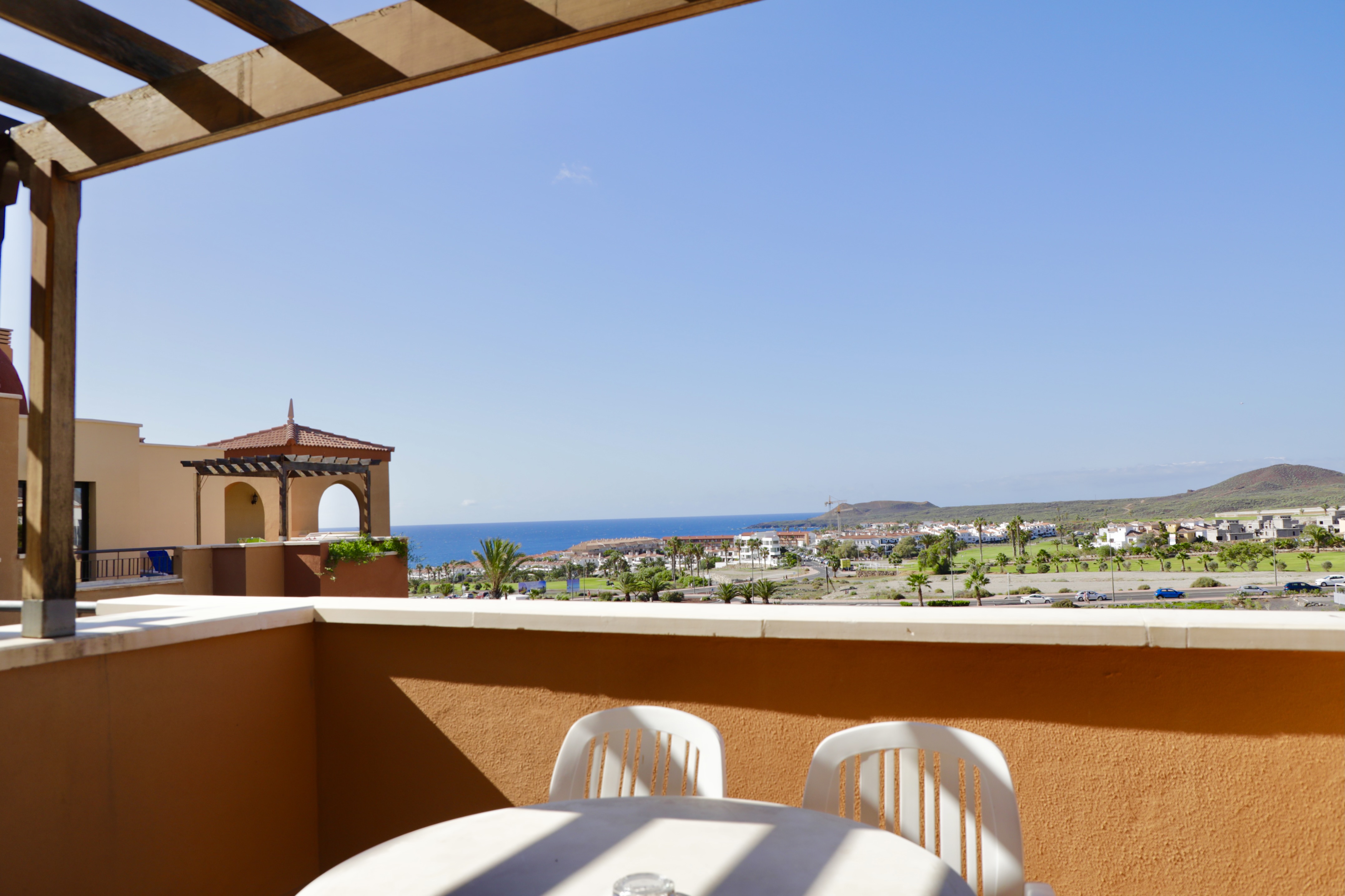 Junior Suite Pool/Sea View 4pax