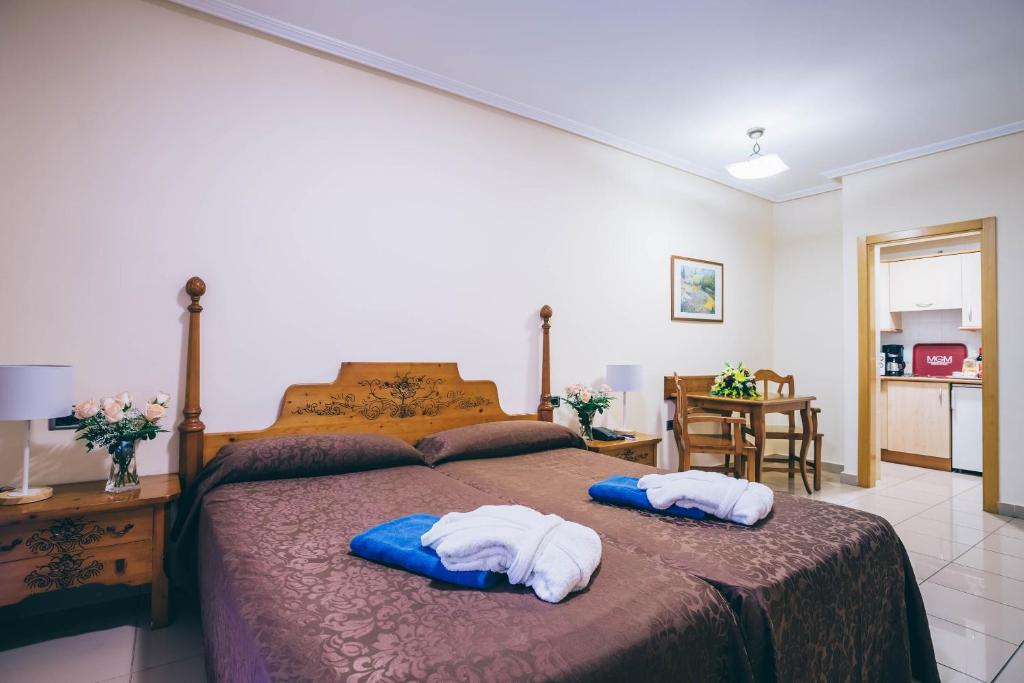 Double Room with Terrace 2pax