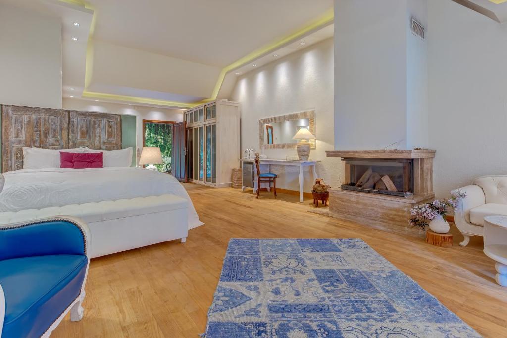 Super Deluxe Double Room