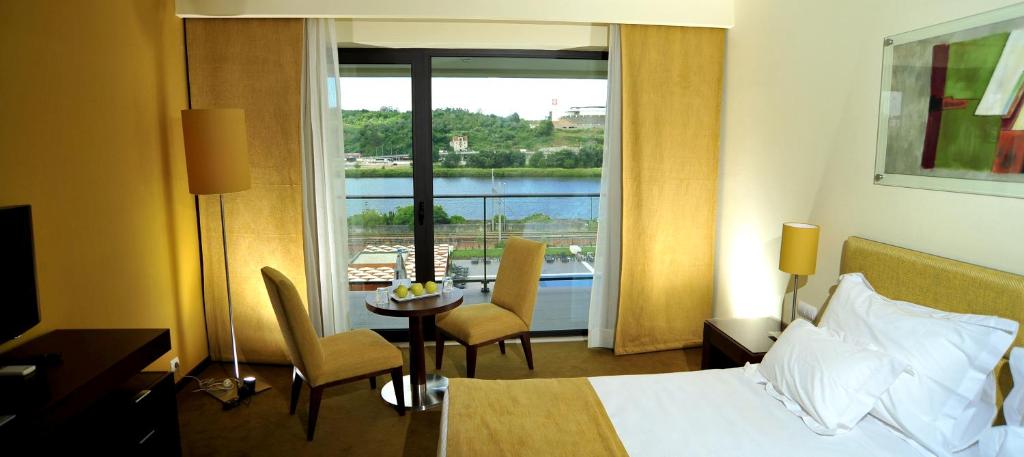 Twin Pool View with extra bed adult