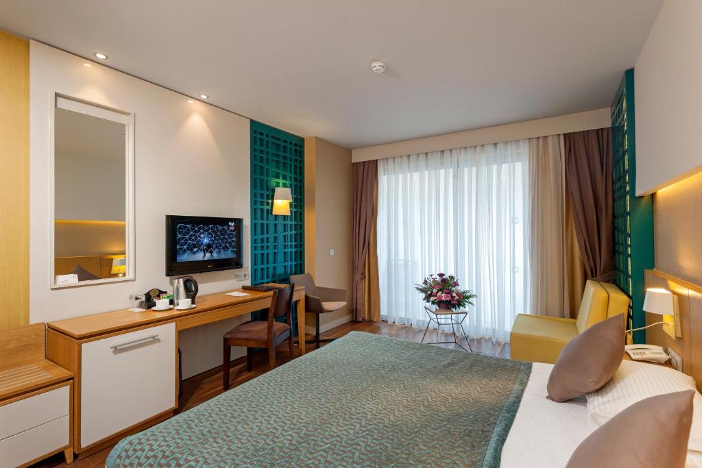 Large Room