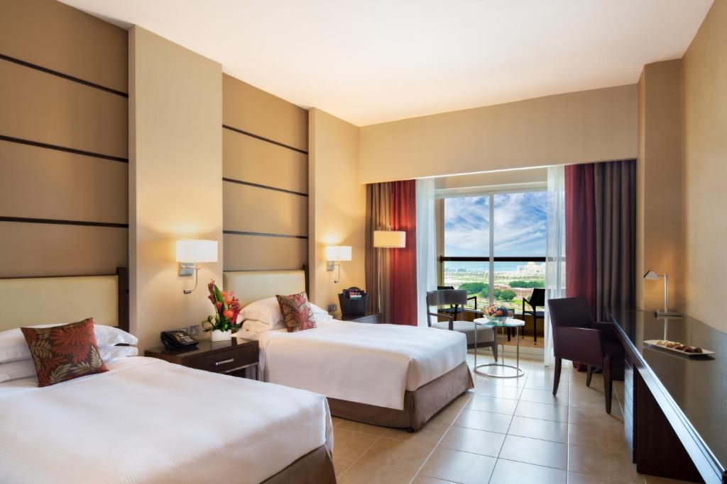 Guest Room with Kitchenette and Balcony