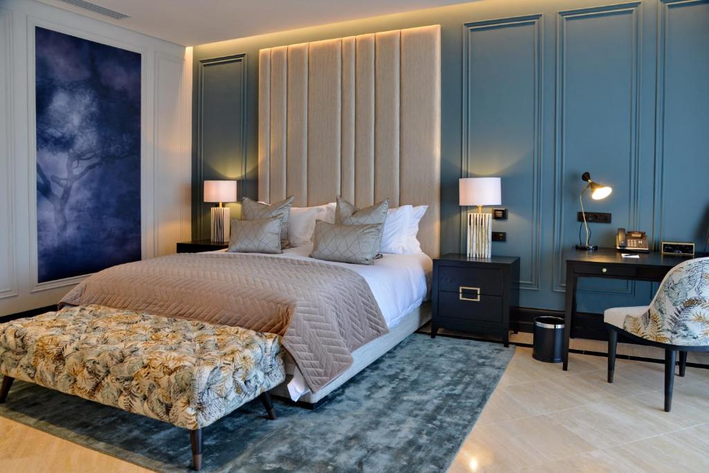 Presidential Suite