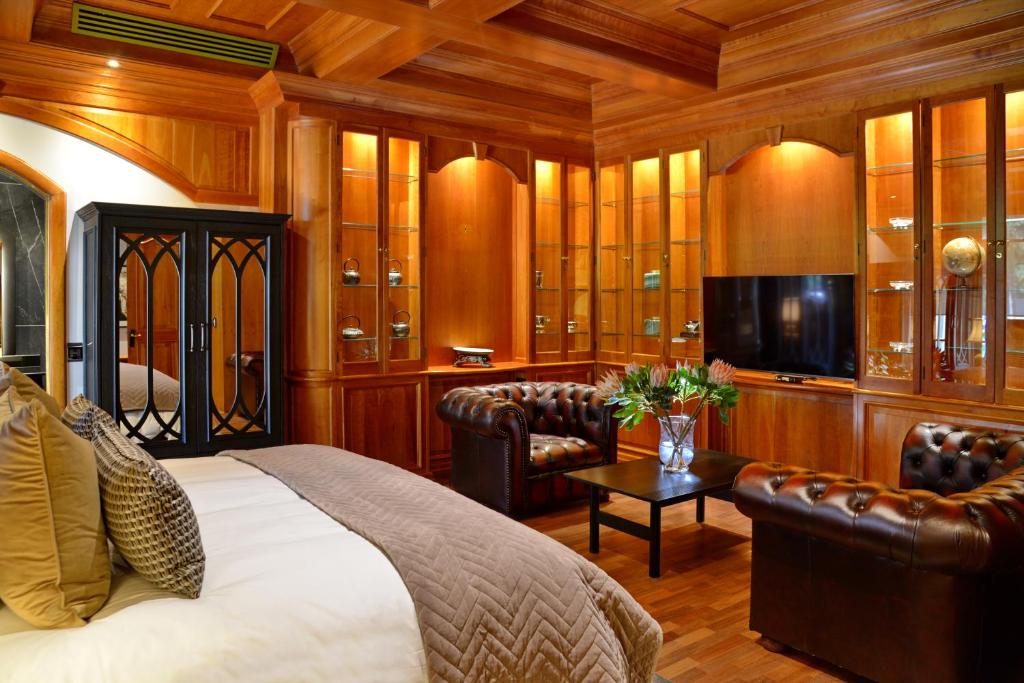 Superior Suite