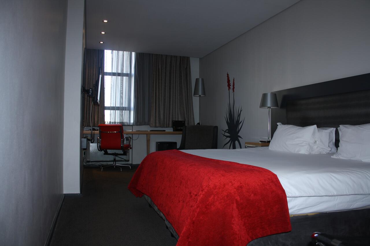 Fountains Hotel