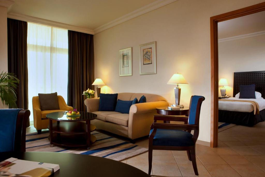 Spacious Two Bedroom Apartment with Balcony