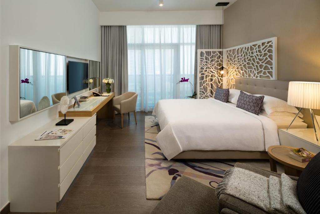 Sea View One Bedroom Apartment with Balcony