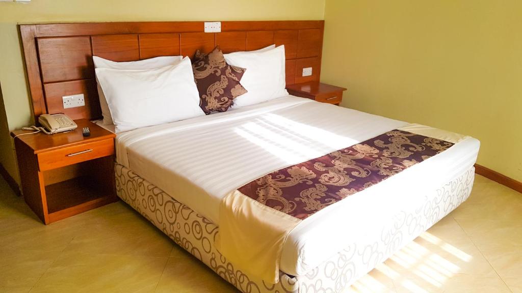 Deluxe Room - 1