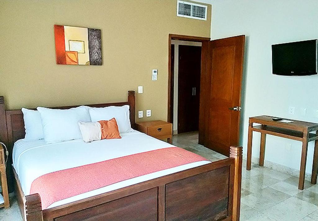 Two-Bedroom Suite - Non-Smoking