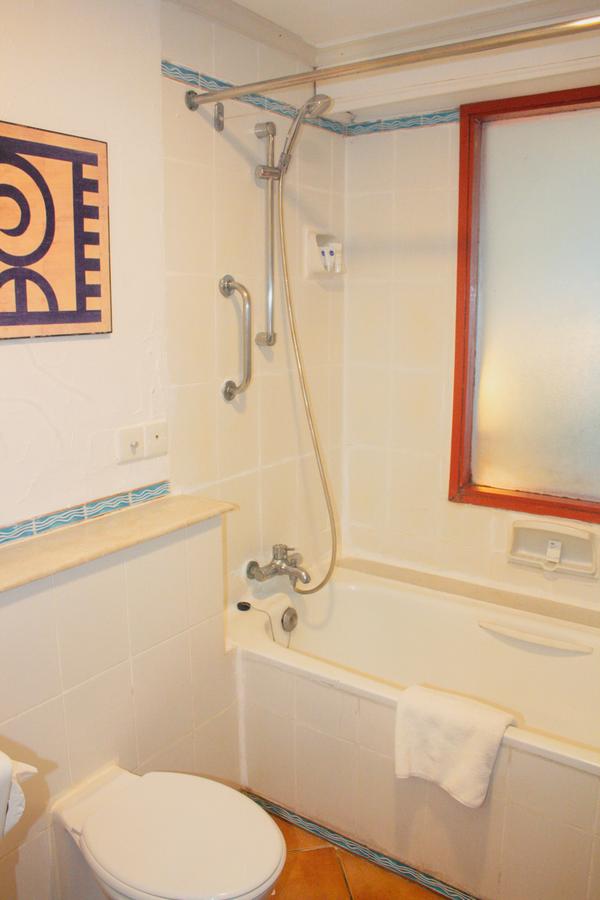 Diani Reef Beach Resort & Spa