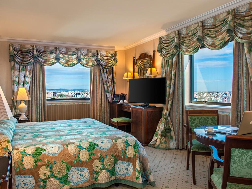 Suite Room
